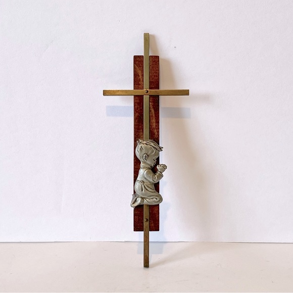 Vintage Brass, Pewter, and Wood Praying Boy Cross Holy Crucifix Religious - Picture 1 of 12